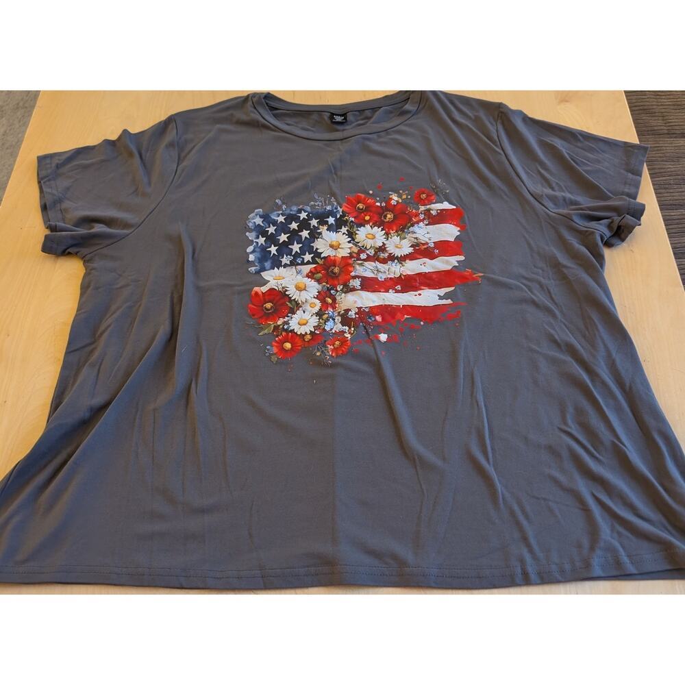 🌼Women's 2XL Shein Curve Tee